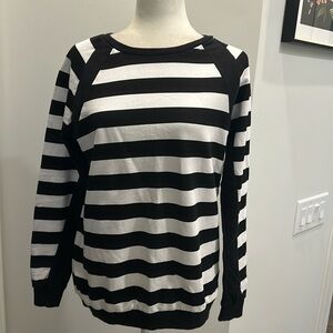 Zara Trafaluc Sweatshirt in black and white stripes. Size M